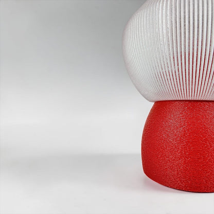 MELO lamp side profile with diffuser half attached